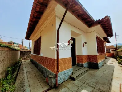 Casa com 7 Quartos à venda, 370m² no Valparaíso, Petrópolis