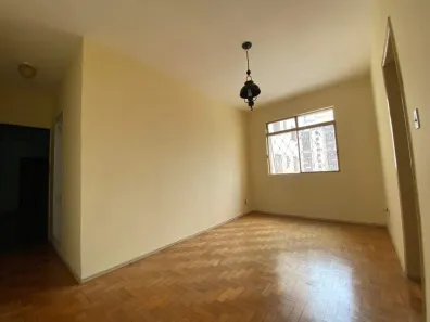 Apartamento com 3 Quartos para alugar, 70m² no Barro Preto, Belo Horizonte