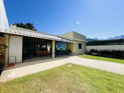 Casa com 2 Quartos à venda, 121m² no Parque Fleixal, Guapimirim