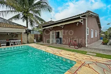 Casa de Condomínio com 3 Quartos à venda, 126m² no Jardim Sao Luis, Peruíbe
