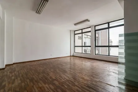 Ponto Comercial para alugar, 34m² no Liberdade, São Paulo