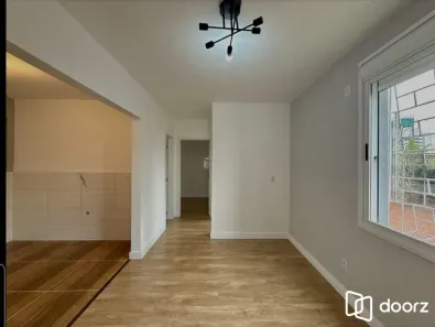 Apartamento com 2 Quartos à venda, 52m² no São Sebastião, Porto Alegre