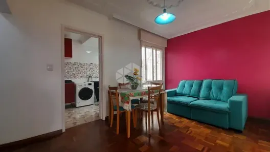 Apartamento com 2 Quartos para alugar, 60m² no São João, Porto Alegre