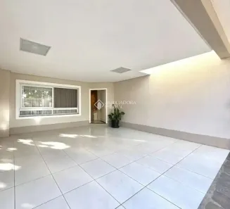 Casa com 3 Quartos à venda, 248m² no Vila Ipiranga, Porto Alegre