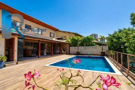 Casa de Condomínio com 4 Quartos à venda, 380m² no Pituaçu, Salvador