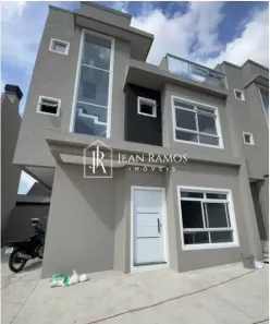 Sobrado com 3 Quartos à venda, 135m² no Boqueirão, Curitiba