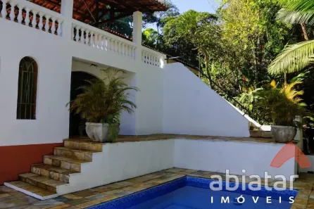 Casa com 4 Quartos à venda, 220m² no Condomínio Iolanda, Taboão da Serra