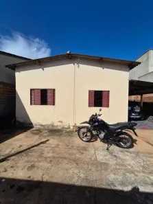 Casa com 2 Quartos à venda, 90m² no Village Atalaia, Goiânia