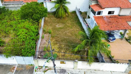 Lote/Terreno à venda, 300m² no Emaús, Parnamirim