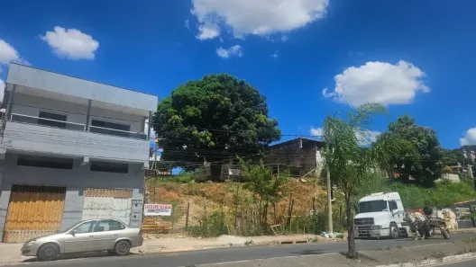 Lote/Terreno à venda, 1400m² no Jardim Laguna, Contagem