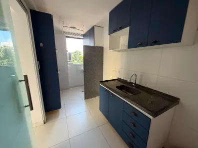 Apartamento com 3 Quartos para alugar, 70m² no Pina, Recife