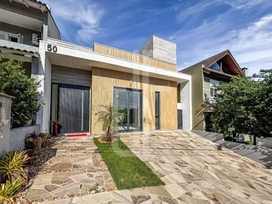 Casa de Condomínio com 3 Quartos à venda, 210m² no Hípica, Porto Alegre