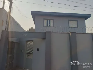 Casa com 1 Quarto para alugar, 38m² no Parque Maria Helena, São Paulo