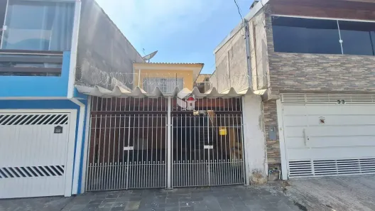 Casa com 2 Quartos para alugar, 60m² no São Pedro, Osasco