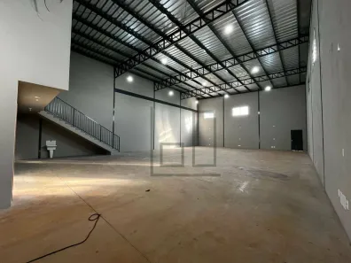 Ponto Comercial para alugar, 350m² no Condomínio Bella Città, Ribeirão Preto