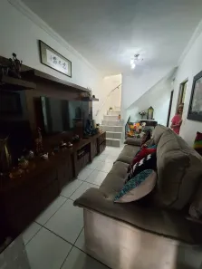 Casa com 4 Quartos à venda, 240m² no Vila Zat, São Paulo
