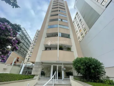 Apartamento com 2 Quartos para alugar, 60m² no Centro, Florianópolis