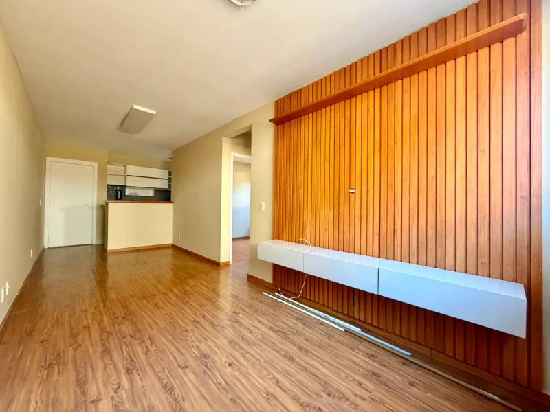 Apartamento com 2 quartos — Planalto, Belo Horizonte
