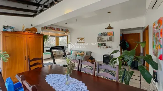 Apartamento com 3 Quartos à venda, 220m² no Petrópolis, Porto Alegre