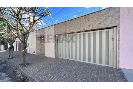 Casa com 3 Quartos à venda, 155m² no Cidade Jardim, Uberlândia