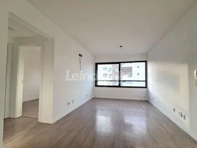 Apartamento com 2 Quartos para alugar, 73m² no Santana, Porto Alegre