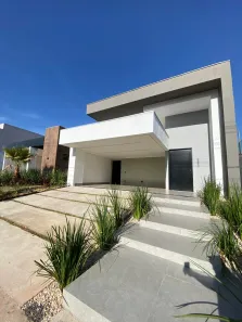Casa de Condomínio com 3 Quartos à venda, 166m² no Condomínio Belvedere II, Cuiabá