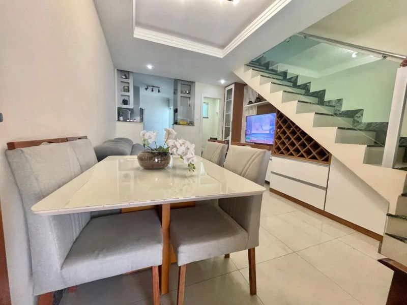 Casa com 2 quartos — Santa Amélia, Belo Horizonte