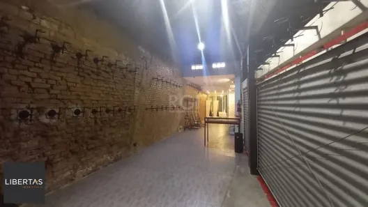 Prédio Comercial com 8 Quartos à venda, 1000m² no Centro Histórico, Porto Alegre