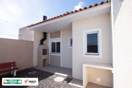 Casa de Condomínio com 2 Quartos à venda, 49m² no Restinga, Porto Alegre