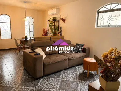Casa com 3 Quartos à venda, 172m² no Jardim Ismênia, São José dos Campos