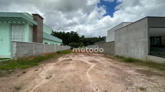 Lote/Terreno à venda, 647m² no Jardim Itapema, Guararema