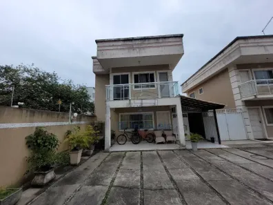 Casa com 3 Quartos à venda, 111m² no Jardim Mariléa, Rio das Ostras