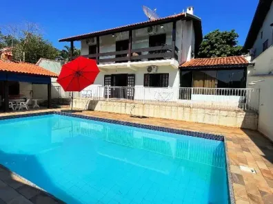 Casa com 3 Quartos à venda, 222m² no Centro, Águas de São Pedro