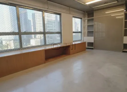 Apartamento com 1 Quarto para alugar, 70m² no Jardim das Acácias, São Paulo