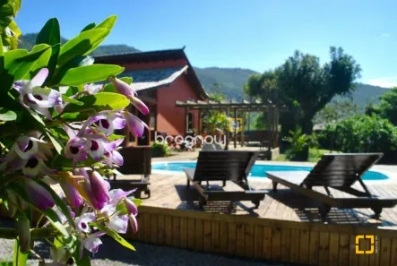 Casa com 7 Quartos à venda, 322m² no Pântano do Sul, Florianópolis