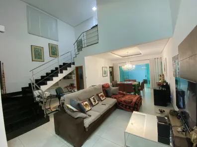 Casa de Condomínio com 3 Quartos à venda, 234m² no Loteamento Portal do Sol I, Goiânia