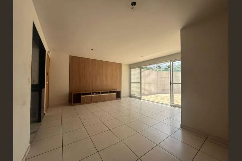 Apartamento com 3 quartos — Pampulha, Belo Horizonte