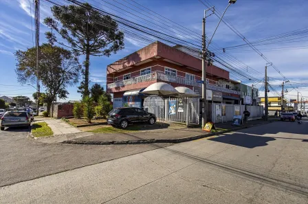 Sobrado com 3 Quartos à venda, 375m² no Sítio Cercado, Curitiba