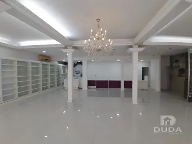 Ponto Comercial para alugar, 150m² no Kobrasol, São José