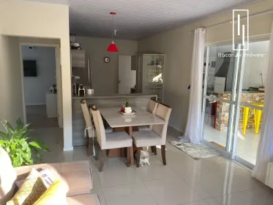 Casa com 3 Quartos para alugar, 120m² no Itacorubi, Florianópolis