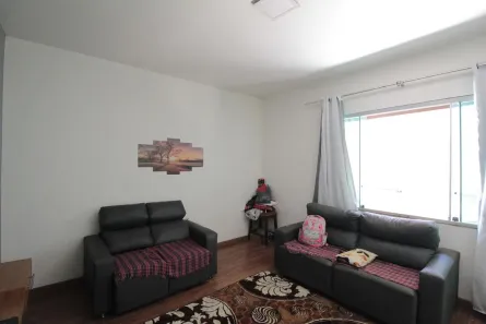 Casa com 3 Quartos à venda, 385m² no São João Batista (Venda Nova), Belo Horizonte