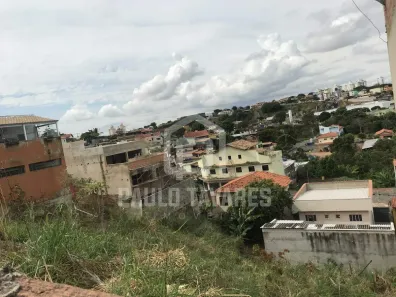 Lote/Terreno à venda, 720m² no São Bernardo, Belo Horizonte
