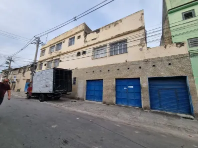 Galpão/Depósito/Armazém para alugar, 800m² no Jacarezinho, Rio de Janeiro
