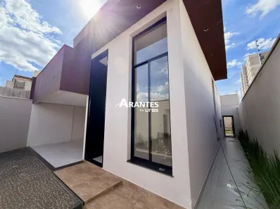 Casa com 3 Quartos à venda, 171m² no Grand Ville, Uberlândia