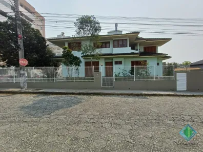 Casa com 3 Quartos à venda, 336m² no Nossa Senhora do Rosário, São José