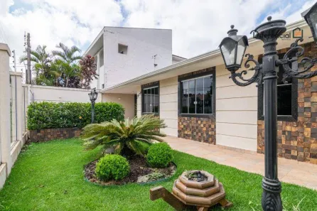 Casa com 3 Quartos à venda, 250m² no Jardim Botânico, Curitiba