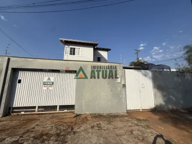 Casa com 3 Quartos à venda, 219m² no Aeroporto, Londrina