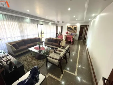 Apartamento com 3 Quartos à venda, 210m² no Nazaré, Belém