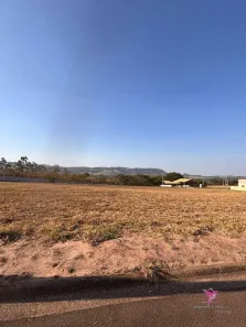 Lote/Terreno à venda, 420m² no Estância Cavalinno, Analândia