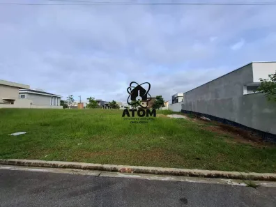 Lote/Terreno à venda, 300m² no Piracangaguá, Taubaté